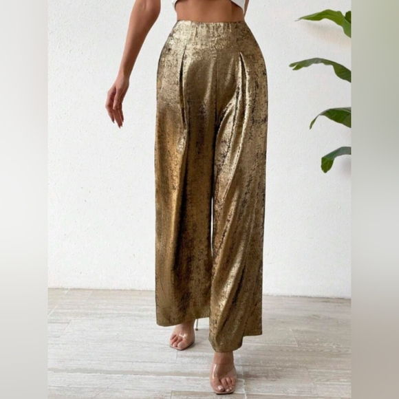 Women's Metallic Effect Pleated Pants For New Year Holiday Party Clothes - Picture 6 of 6